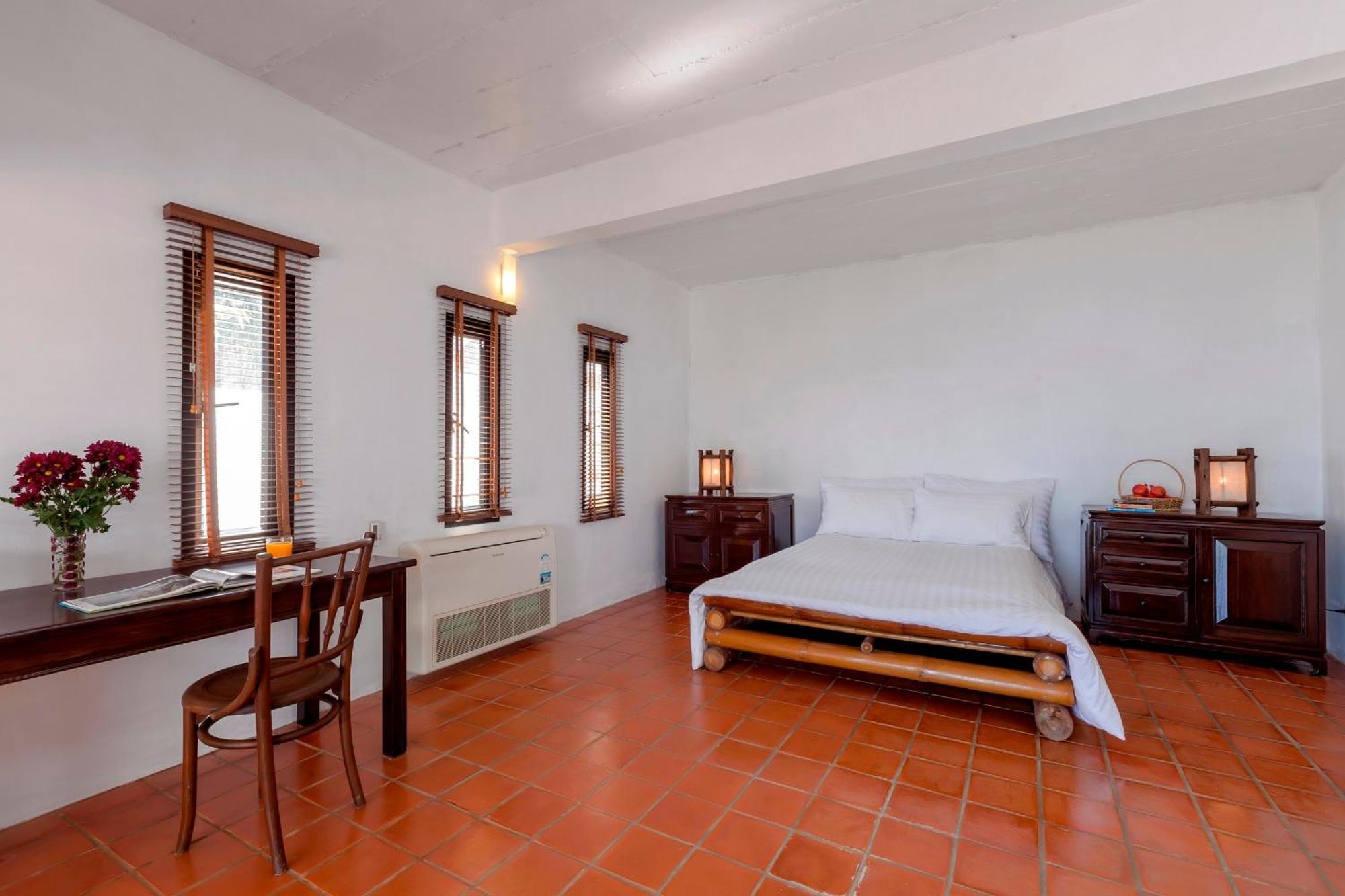 Baan Khunying - Secluded Phuket Beachfront Villa Rawai Exterior foto