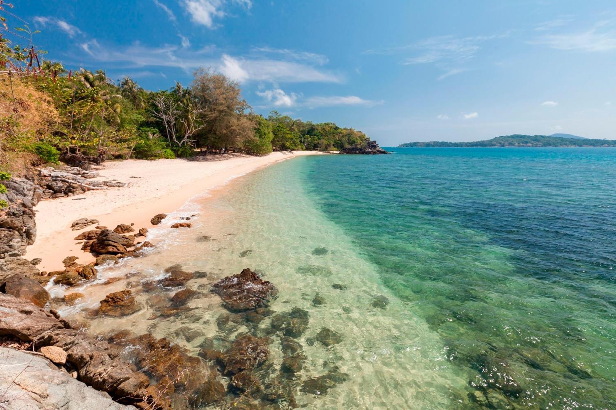 Baan Khunying - Secluded Phuket Beachfront Villa Rawai Exterior foto